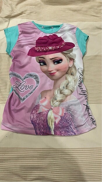 Elsa desenli tişört