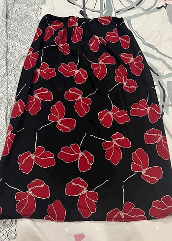 Kırmızı Çiçek Desenli Uzun Etek - Görsel 3