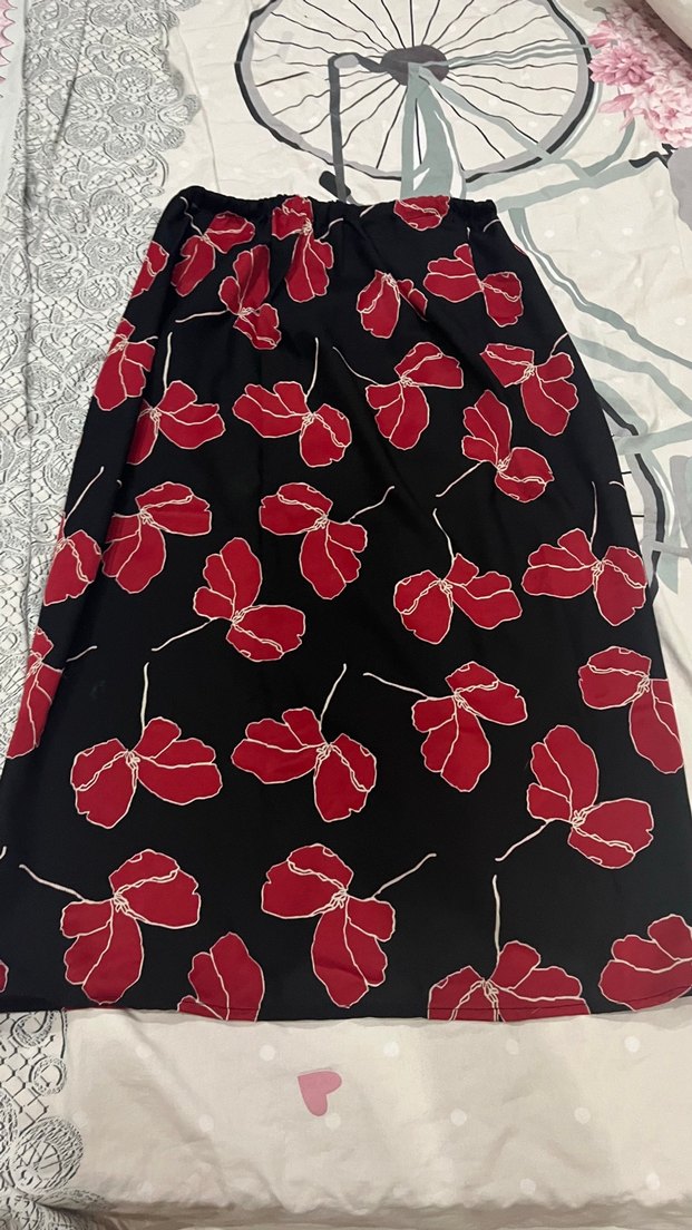 Kırmızı Çiçek Desenli Uzun  Etek - Görsel 3