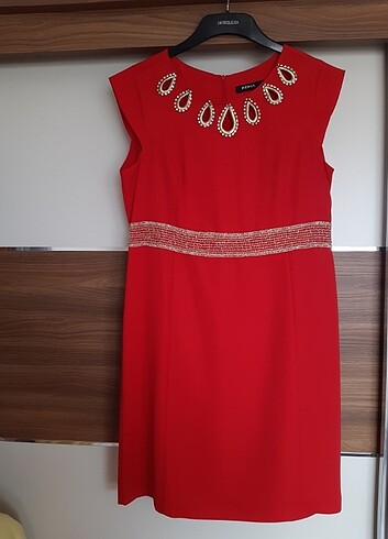 Reina europe kırmızı abiye elbise 