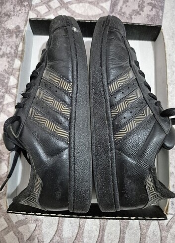 40 Beden Adidas siyah süperstar