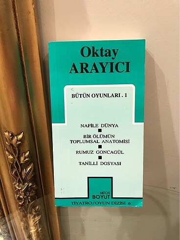 Oktay Arayıcı Tiyatro Kitabı Oyun Dizisi