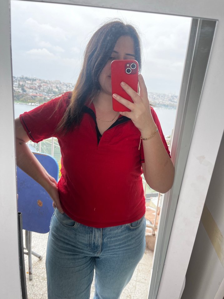 V Yaka Kırmızı  Gömlek - Görsel 4