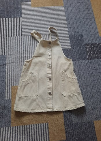 Kız Çocuk Bej Düğmeli Askılı Elbise