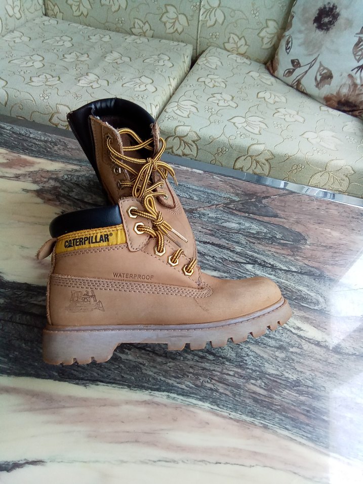 Caterpillar Kahverengi Erkek Outdoor Bot - Görsel 2