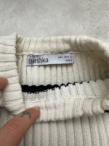 s Beden Crop kazak