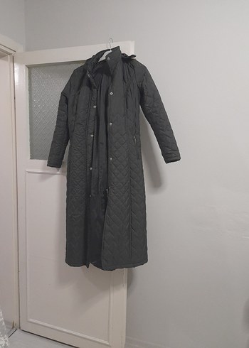 Gri Uzun Kemerli Kadın Kışlık Mont - Görsel 4