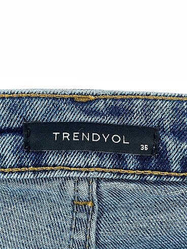Trendyol & Milla Jean / Kot Şort %70 İndirimli. - Görsel 4