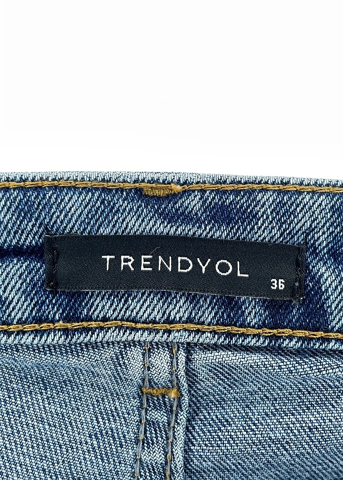 Trendyol & Milla Jean / Kot Şort %70 İndirimli. - Görsel 4