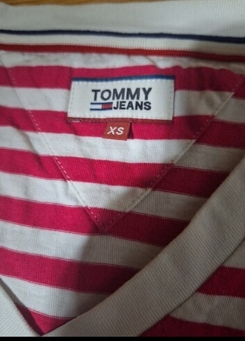 xs Beden Tommy jeans tshirt