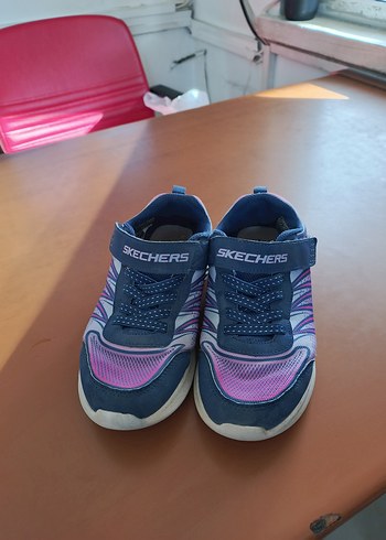 35 Beden 35 NUMARA SKECHERS KIZ ÇOCUK SPOR AYAKKABI