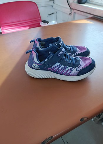 35 NUMARA SKECHERS KIZ ÇOCUK SPOR AYAKKABI