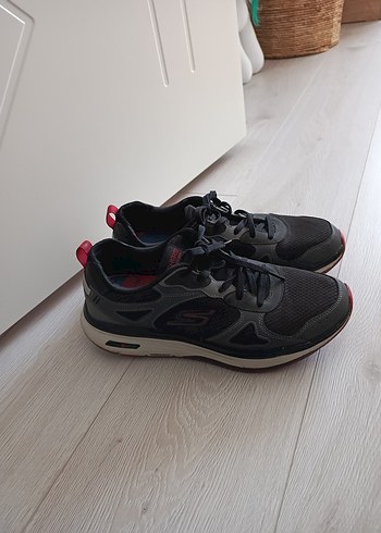 Skechers 43