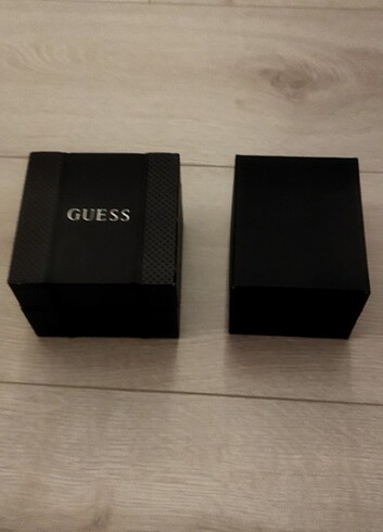 ORİGİNAL GUESS SAAT KUTUSU 