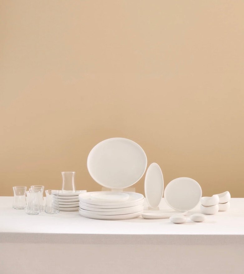 Beyaz Seramik Yemek Takımı - Görsel 2