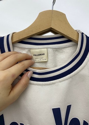 New York Baskılı Beyaz Kadın Sweatshirt - Görsel 2