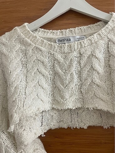 m Beden BERSHKA crop kazak