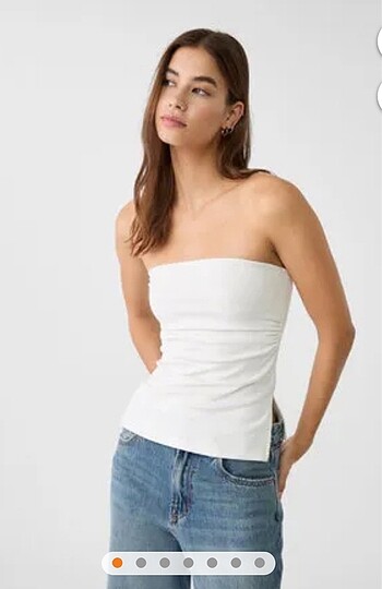 STRADIVARIUS YANLARI YIRTMAÇLI STRAPLEZ BLUZ