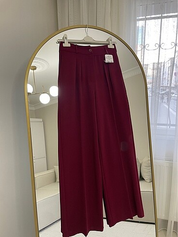 Bordo Palazzo Pantolon