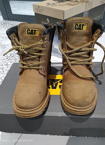 Caterpillar Kız Çocuk Bot