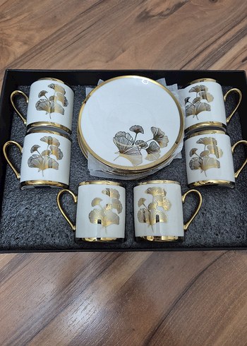 Altın Detaylı Beyaz Kahve Fincanı Takımı - Görsel 7