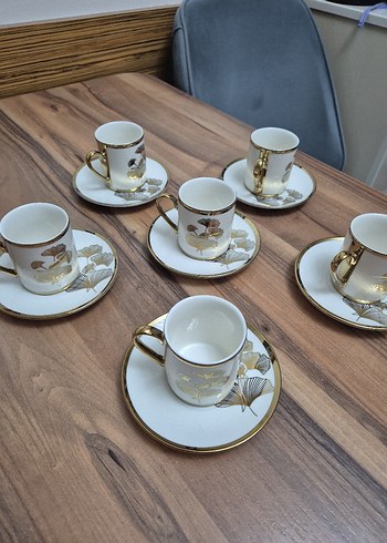 Altın Detaylı Beyaz Kahve Fincanı Takımı - Görsel 3