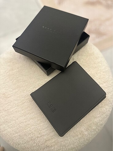 Hugo Boss cüzdan