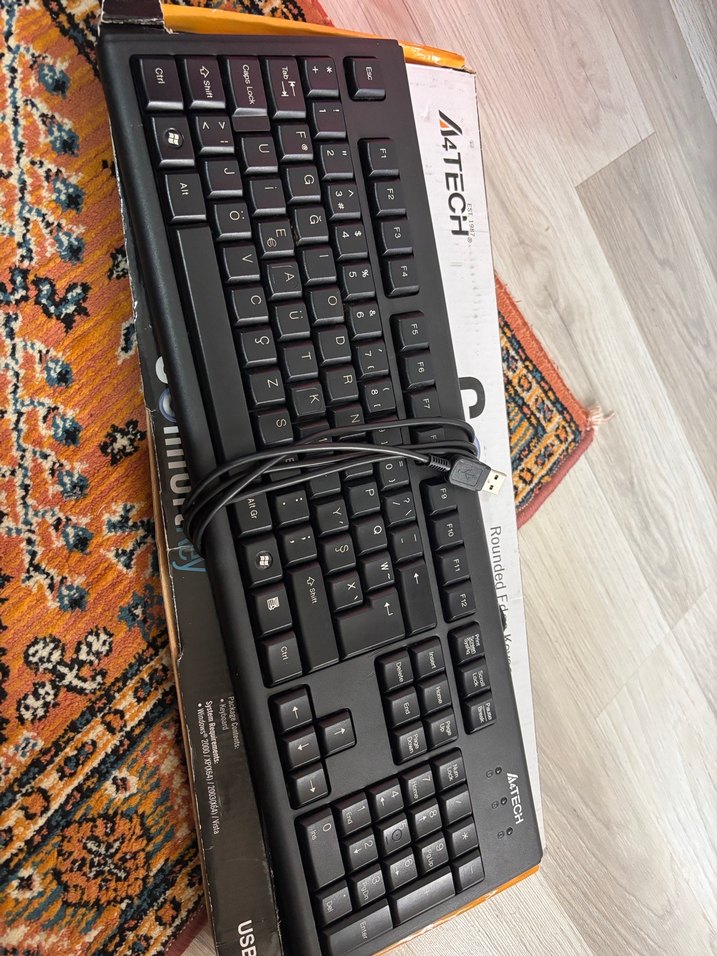 A4TECH ComfortKey Siyah Kablolu Klavye - Görsel 3