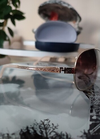 Orijinal Tommy Hilfiger güneş gözlüğü - Görsel 2