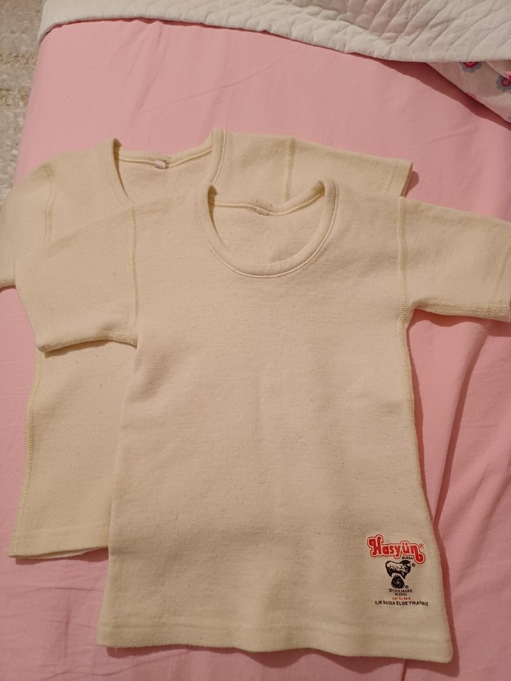 Krem yün Çocuk Atleti.#Has yün,#yün Çocuk atleti.2'li fiyatıdır - Görsel 2
