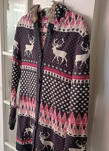 PAZARLIK YOK KAPŞONLU HIRKA - Görsel 3