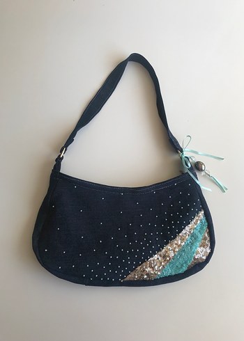 El yapımı mint yeşili pullu baget çanta