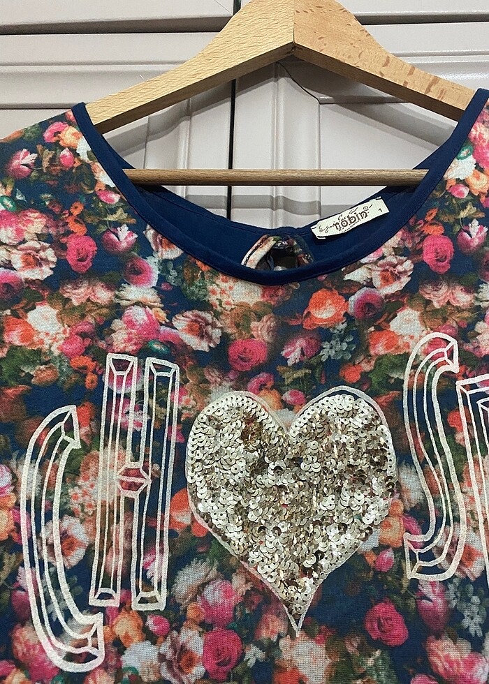 Kısa kollu bluz - Görsel 3