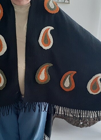 Siyah panç motifli şal - Görsel 6