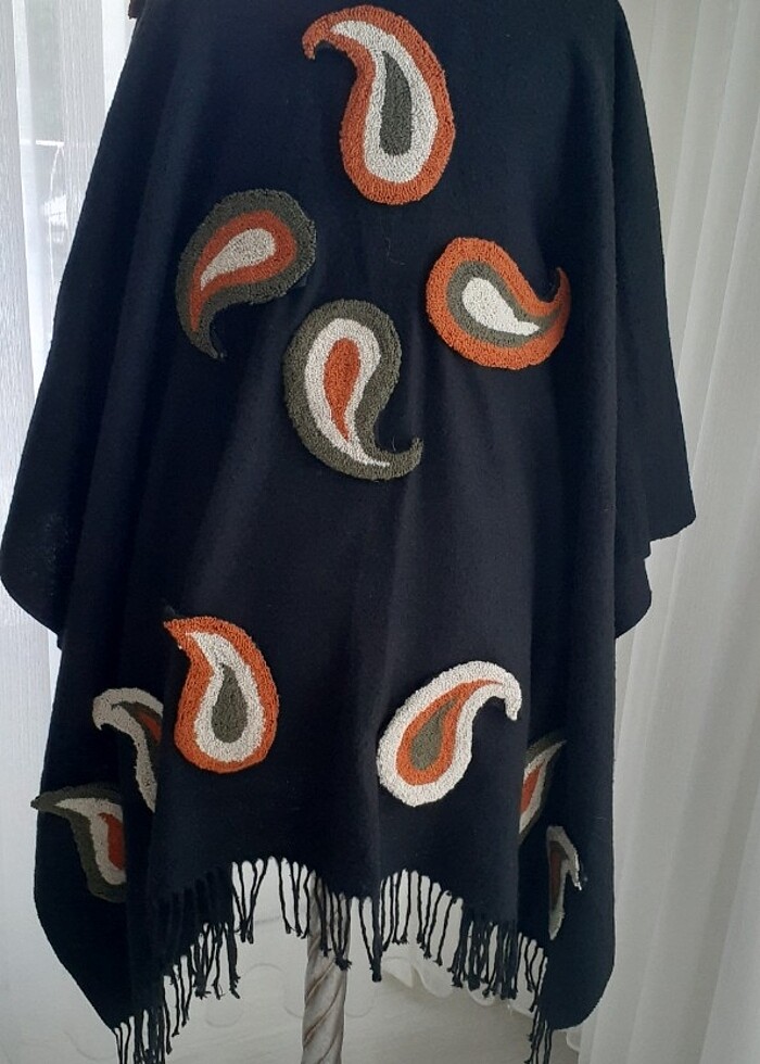 Siyah panç motifli şal - Görsel 4