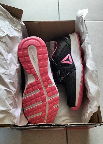33 Beden çeşitli Renk REEBOK ALMATIO DV8705 KIZ ÇOCUK SPOR AYK