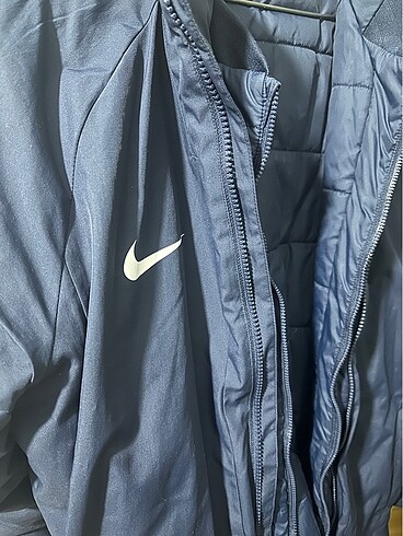 Nike Nike Mont