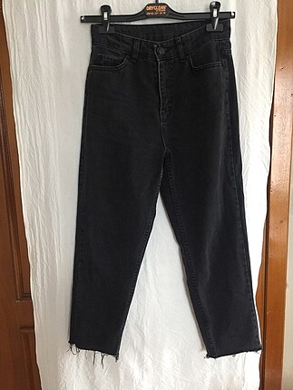 Mom jeans