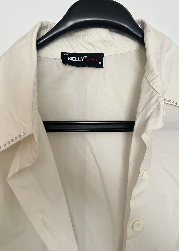 Beyaz gömlek - Görsel 3