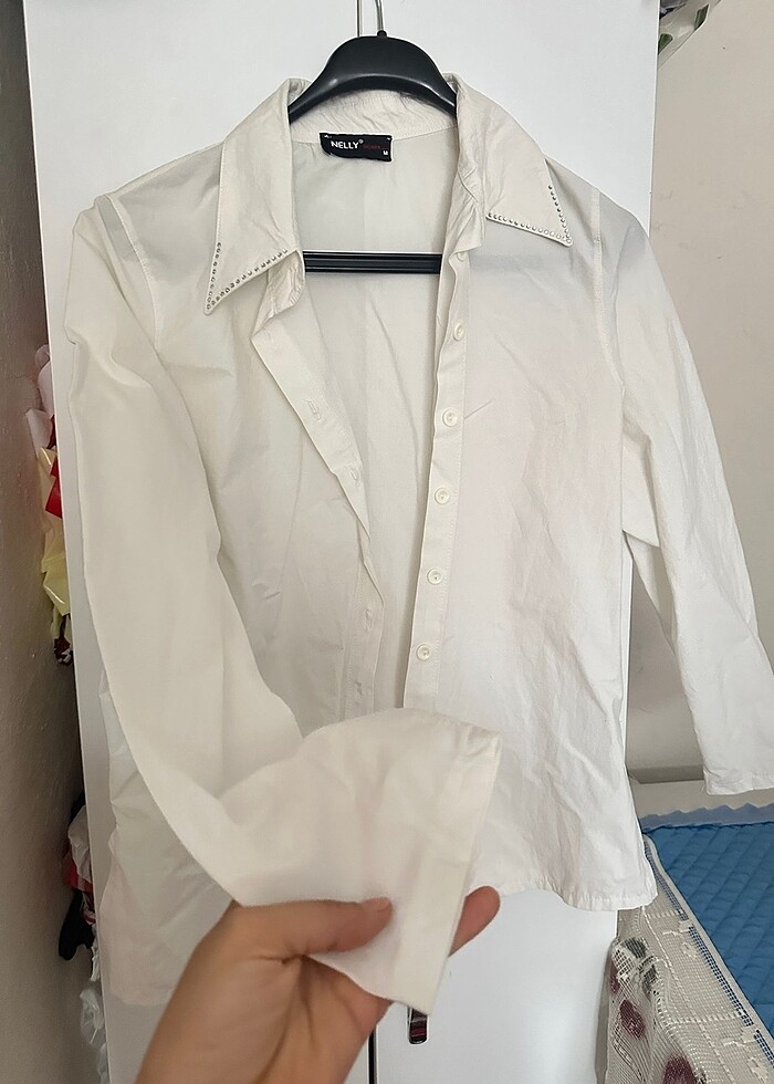 Beyaz gömlek - Görsel 2