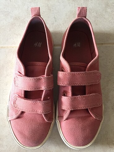 32 Beden H&M 32 kız erkek günlük çok az kullanıldı