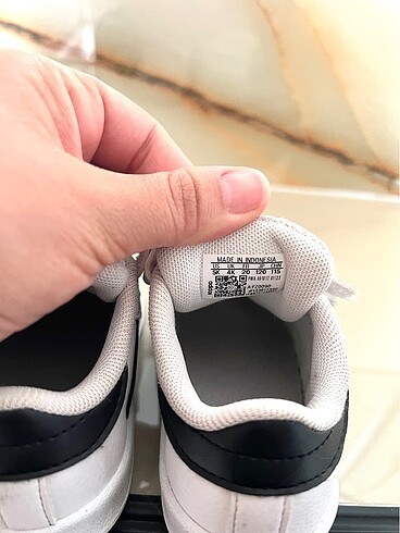 20 Beden beyaz Renk Adidas çocuk spor ayakkabı