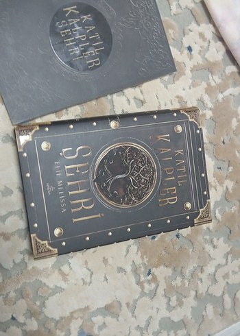 Kalpler Şehri Romanı - Görsel 2