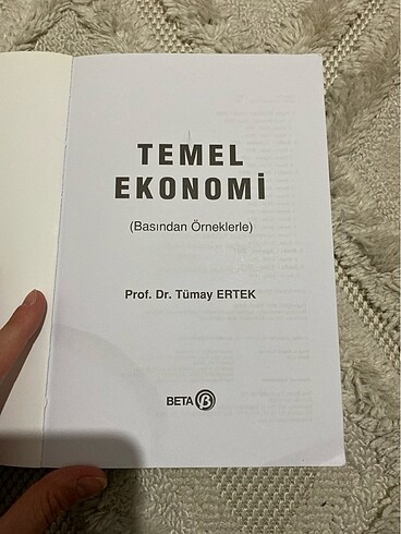 Beden Renk TEMEL EKONOMİ üniversite dersi kitabı
