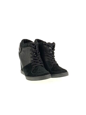 Lacoste Lacoste Bot %70 İndirimli.