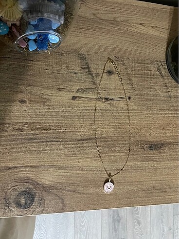 pembe taşlı gold kolye