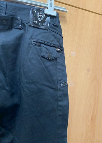 Siyah Fermuarlı Kadın Kot Pantolon - Görsel 10