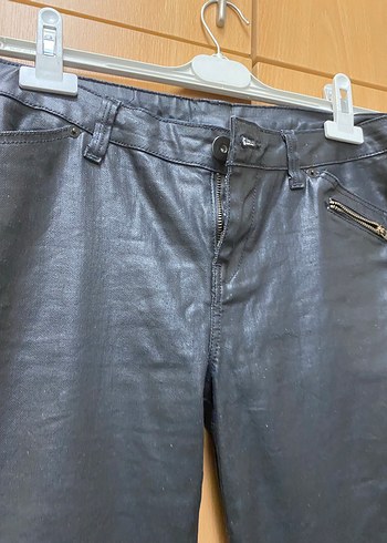 Siyah Deri Biker Kadın Pantolon - Görsel 2