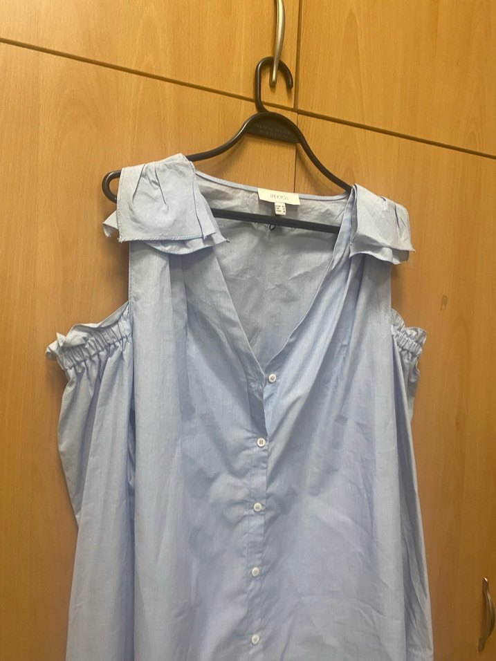 Düğmeli Kolsuz Mavi Kadın Gömlek - Görsel 4