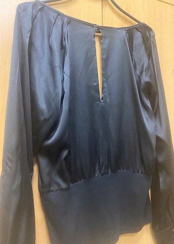 Siyah V Yaka Drapeli Kadın Bluz - Görsel 8